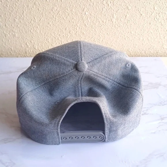 CALI Original Hat. - Picture 3 of 5